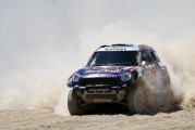 Dakar 2015 / Día 6: Rodrigues en motos y Al-Attiyah se afianza en autos
