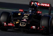 F1 Test Día 4: Romain Grosjean termina como líder en un accidentado día