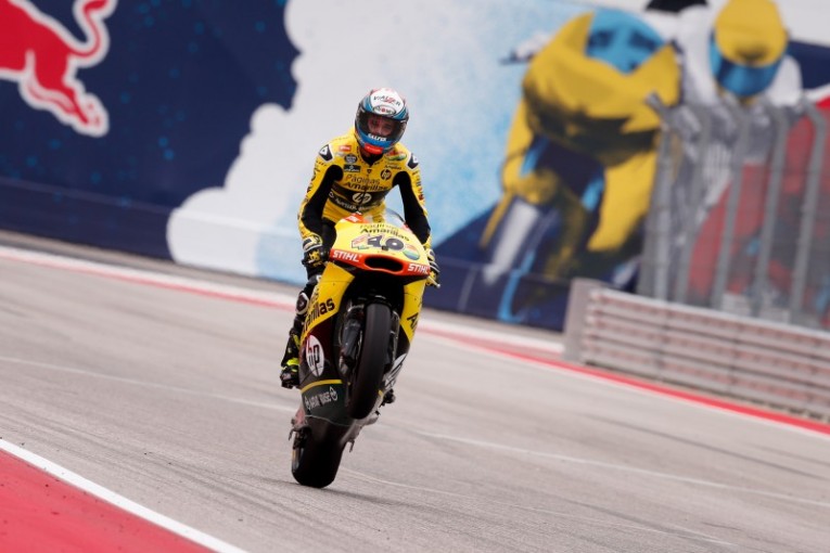 Moto2: El debutante Rins llega líder a Argentina