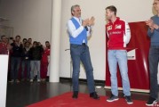 F1: Vettel agasajado en Maranello