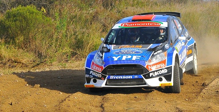 Rally Argentino: Villagra aguantó a Ligato y lidera