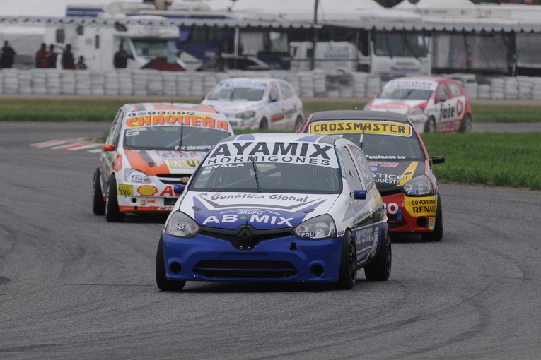 Turismo Nacional / San Jorge: Ayala, Giacopponi y Boero fueron los vencedores en las series de la Clase 2
