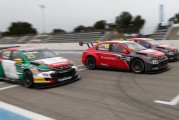 WTCC: Muller Muller logró una nueva «pole» en Eslovaquia, «Pechito» quedó en el tercer lugar