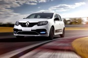 Macua presenta el Renault Sandero R.S 2.0