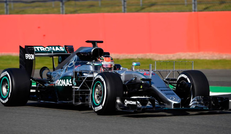 Fórmula 1: Mercedes se pone firme en la sesión matinal del día 2 de test