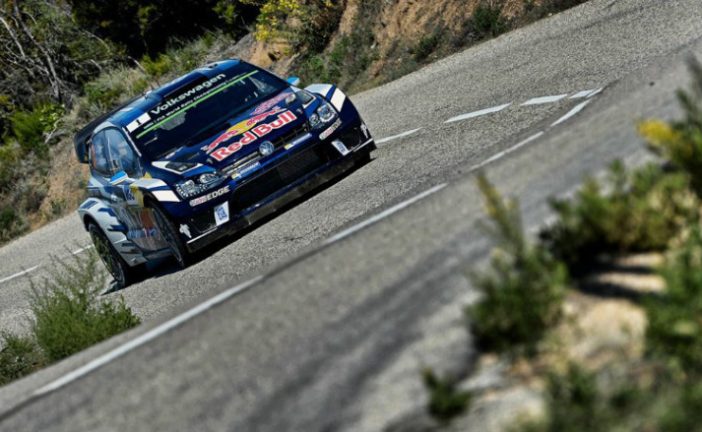WRC: Un Ogier sublime domina en Córcega