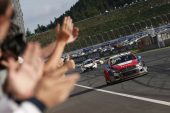 WTCC: Pechito se coronó tricampeón en Japón