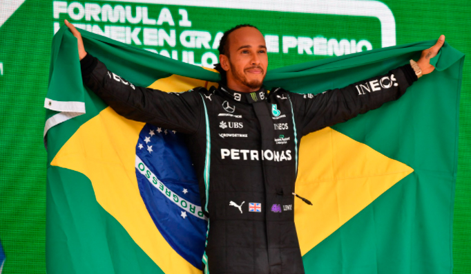 Fórmula 1: Hamilton gana en Brasil y el campeonato se pone al rojo vivo