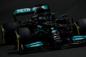 Fórmula 1: Increíble! Verstappen le regala la pole a Hamilton con un accidente en la última curva