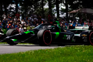 Indy Car: Las entradas en boxes le jugaron una mala pasada a Canapino