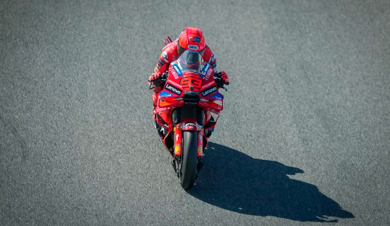 MotoGP: Márquez hace explotar los cronómetros en Le Mans
