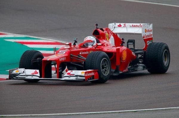 Nueva era en Maranello: Vettel se subió a la Ferrari