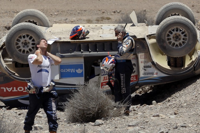 Dakar/Día 2: Al-Attiyah y Bort, los vencedores. Volcó Terranova y perdió el liderazgo