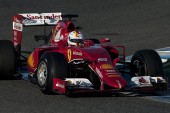 Vettel comenzó con el pié derecho