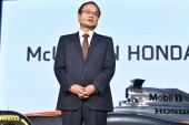 Más problemas para McLaren y Alonso: dimite el presidente de Honda