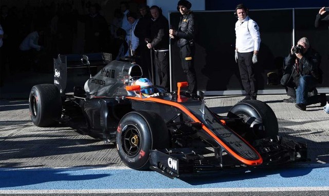 F1, Alonso: lento comienzo del MP4-30