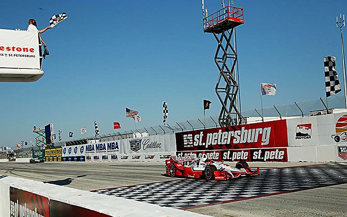 Indy Car: Montoya ganó la primera del año