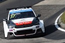WTCC / Nürburgring: Pechito rompió relojes y se quedó con la pole