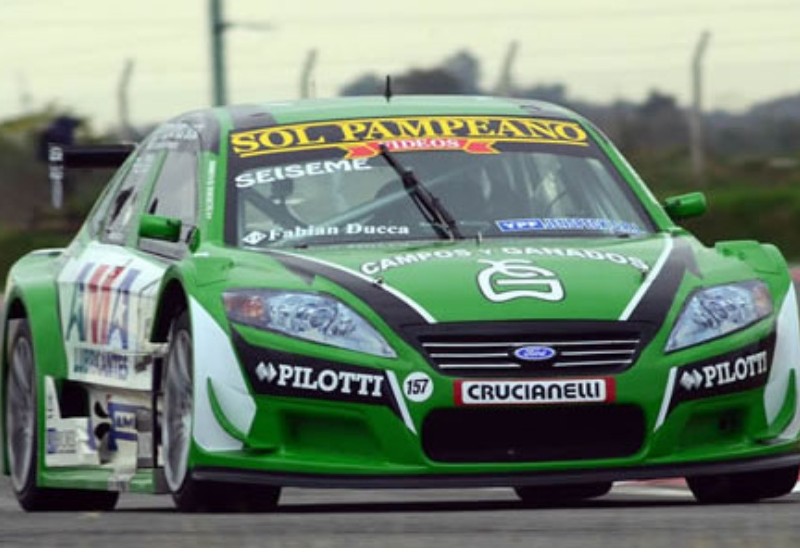 Top Race V6: De Benedictis mojó en Rosario