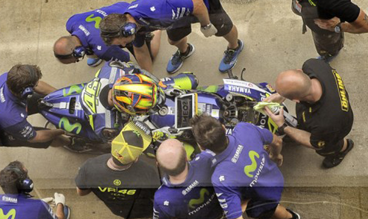Moto GP: Lorenzo y Rossi prueban el nuevo chasis, pero no deciden si lo usarán en Holanda