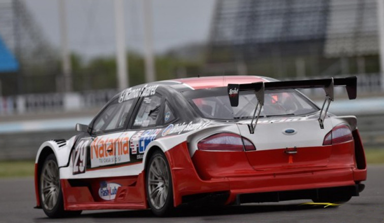 TR V6: En las pruebas libres, Risatti fue el más rápido  y Peter Olaz en el TR Series
