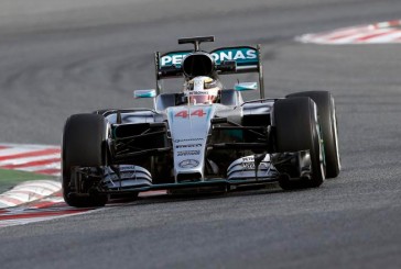 Fórmula 1: Hamilton asusta con 156 vueltas sin problemas en el primer día de test