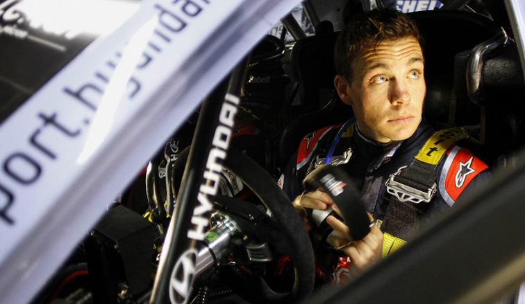 WRC: Paddon es el nuevo líder tras el accidente de Latvala