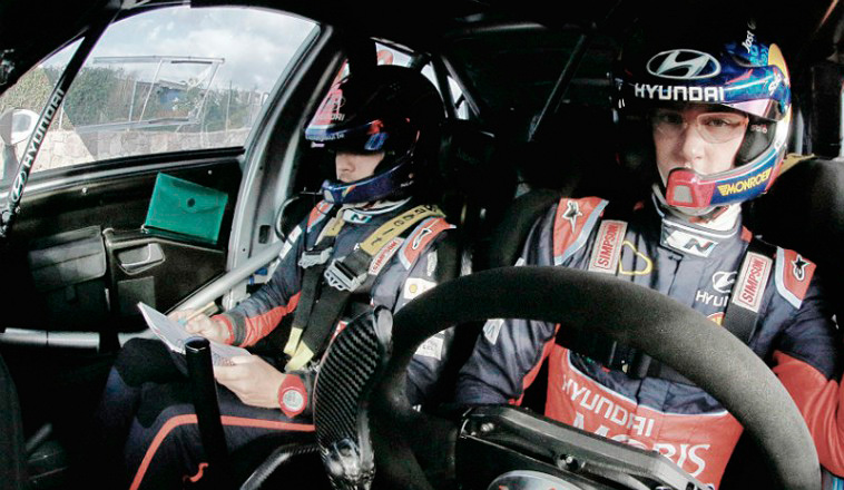 WRC: En la 1ª jornada, Neuville lidera en Italia