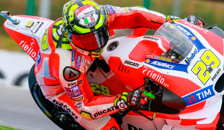 MotoGP: Iannone manda en la FP1 en Brno