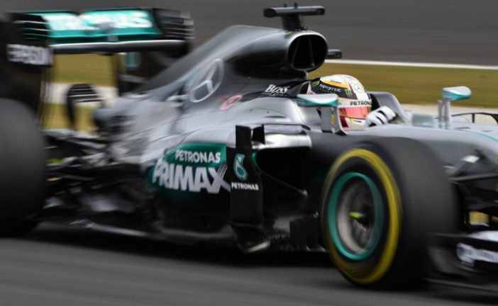 Fórmula 1: Hamilton da un golpe de autoridad y se lleva la Pole en Sepang