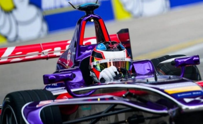 Fórmula E: Debut sin suerte para “Pechito” López