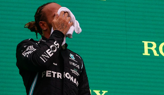 Fórmula 1: Máxima preocupación por la salud de Lewis Hamilton