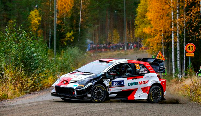 WRC: Evans saca su lado salvaje para liderar el Rally de Finlandia