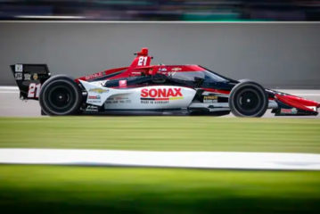 Indy Car: Pole position para Rinus Veekay en Alabama