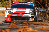 WRC: Neuville se pone al frente en Japón