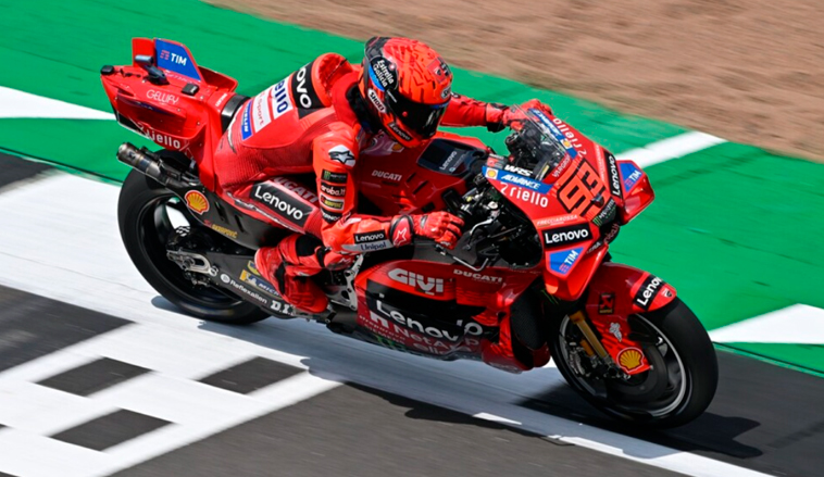 MotoGP: Márquez lidera el arranque del GP de Gran Bretaña
