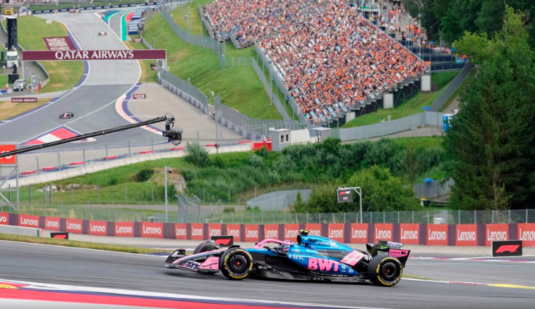 Fórmula 1: McLaren mete miedo y Colapinto termina último
