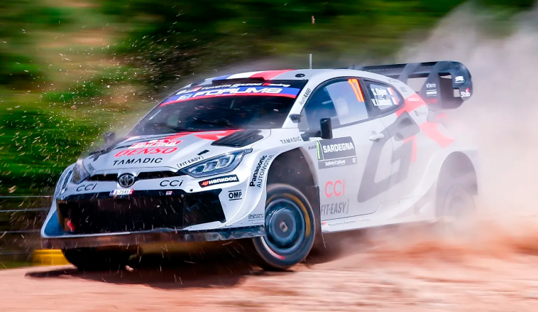 WRC: Sébastien Ogier lidera el Rally de Cerdeña tras un choque de Neuville