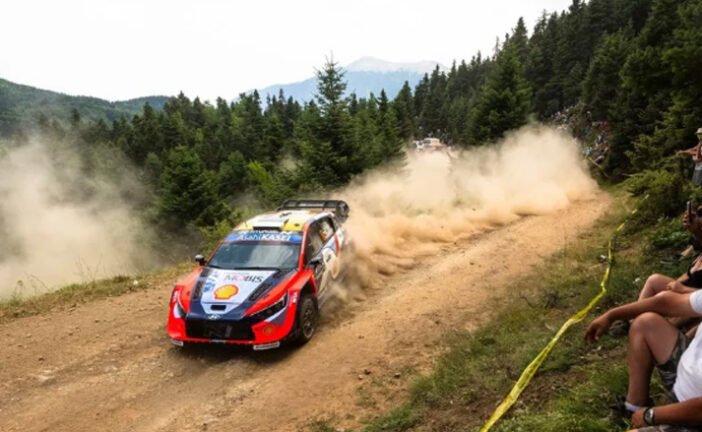 WRC: Tanak arrasa en el Acrópolis y el campeonato se pone al rojo vivo