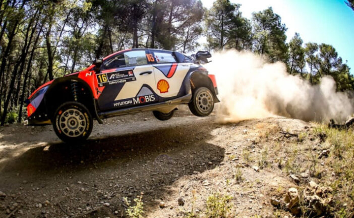 WRC: Tanak se aleja de Ogier; Neuville enfadado y desilusionado
