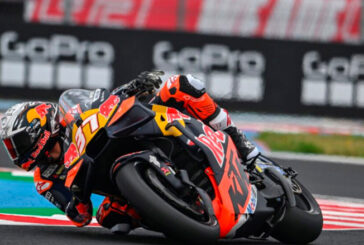 MotoGP: Acosta sorprende a Marc Márquez y Bagnaia sigue con su calvario