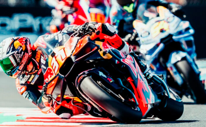 MotoGP: Acosta se lleva los Libres1 en Cataluña