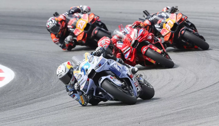 MotoGP: Alex Márquez logra vencer a Marc en el GP de Catalunya