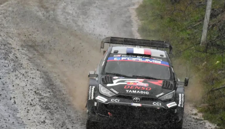 WRC: El cambio de rumbo del sábado pone a Ogier al mando