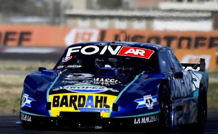 TCP: Pole para Lucas Valle