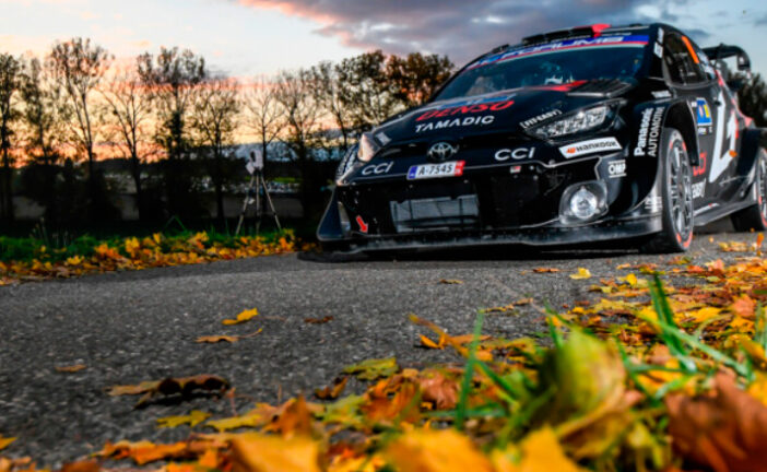 WRC: Ogier lidera por la mínima ante Rovanpera