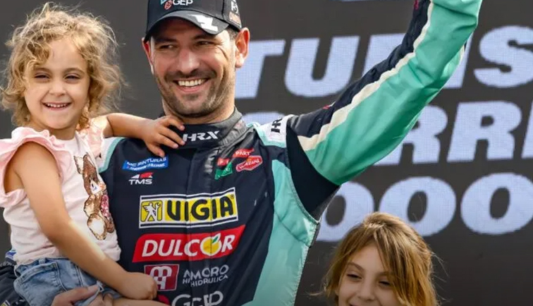 Turismo Carretera 2000: Arduso se queda con el triunfo y prolonga la definición