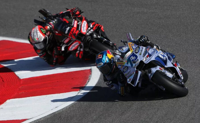 MotoGP: Álex Márquez gana el Sprint tras una gran pelea con Acosta