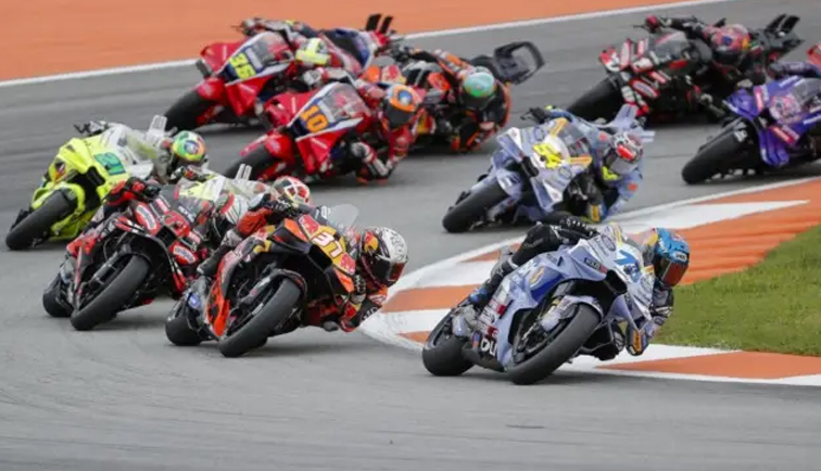 MotoGP: Alex Márquez gana la última sprint del año