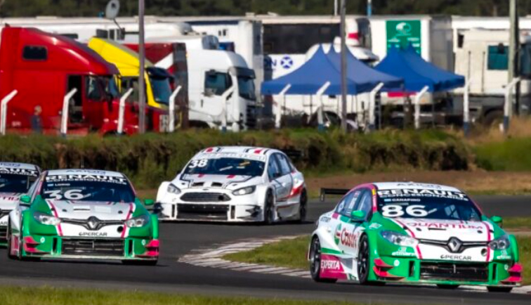 Turismo Carretera 2000: Canapino aprovechó la pelea de los Honda y ganó en Río Cuarto